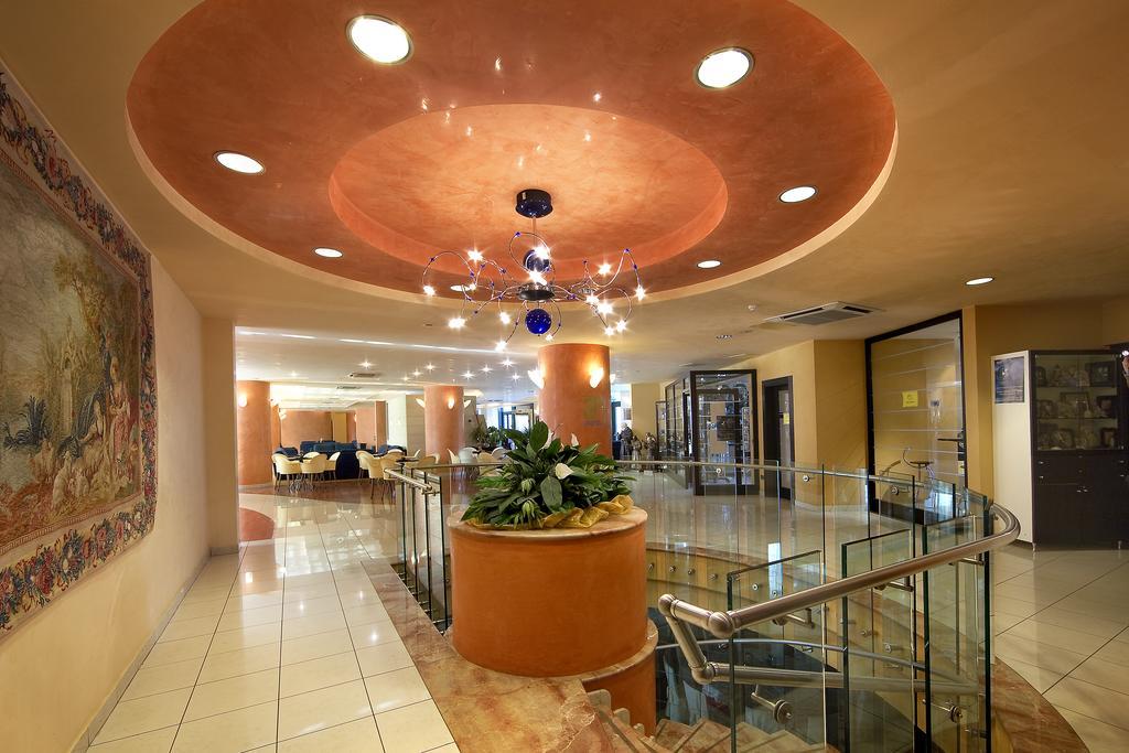 Gran Paradiso Hotel 4*